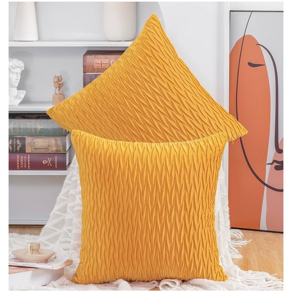 MADIZZ Throw Pillow Covers - Set of 2 - COVERS ONLY - 🛋️ 🟨 - Picture 2 of 8